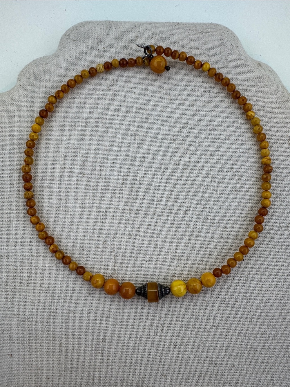 💛 Vintage Handmade Yellow Amber Beaded Necklace